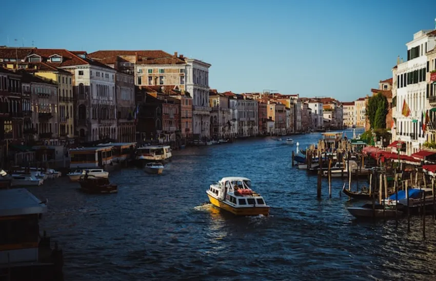 The magic of nightlife in Venice Italy: 19 things you didn't know!